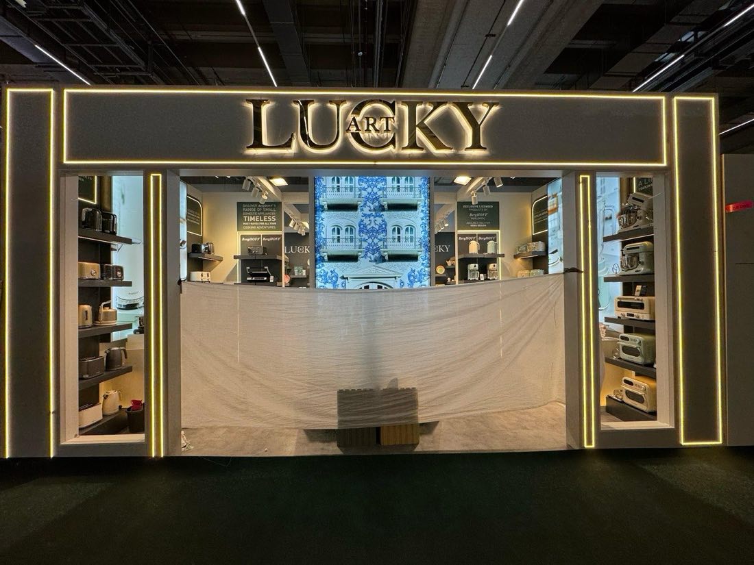 Exhibition stand guide